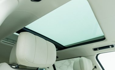 Land Rover Range Rover P460e Autobiography LWB 13