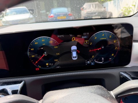 Mercedes-Benz CLA Class CLA 180 AMG LINE PREMIUM PLUS 38