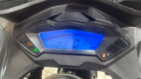 Lexmoto LXS 125 E55 2025 ONLY 5K 125CC LEARNER SPORTS BIKE 40