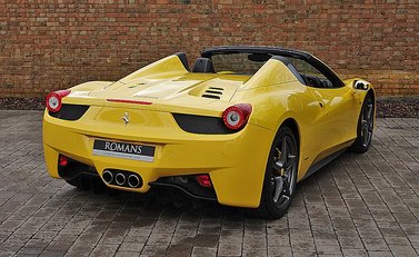 Ferrari 458 Spider 27