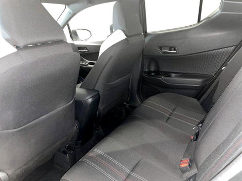 Toyota C-HR 2.0 VVT-h GR SPORT SUV 5dr Petrol Hybrid CVT Euro 6 (s/s) (184 ps) 20