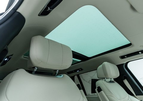 Land Rover Range Rover P460e Autobiography LWB 