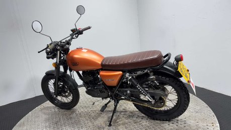 Mash Seventy 125CC 2022 15
