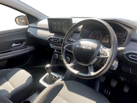 Dacia Jogger 1.0 TCe Extreme SE MPV 5dr Petrol Manual Euro 6 (s/s) (110 ps) 12
