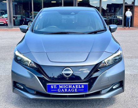 Nissan LEAF Leaf E + N-Connecta Electric, 60.9 kw/h battery, 239 mile range 5dr 5