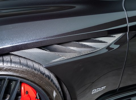 Aston Martin DBS Superleggera 30