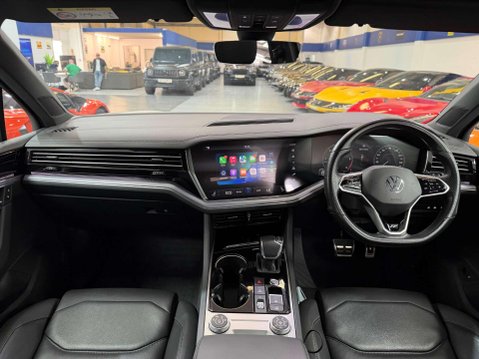 Volkswagen Touareg 3.0 TDI V6 Black Edition SUV 5dr Diesel Tiptronic 4Motion Euro 6 (s/s) (286 2
