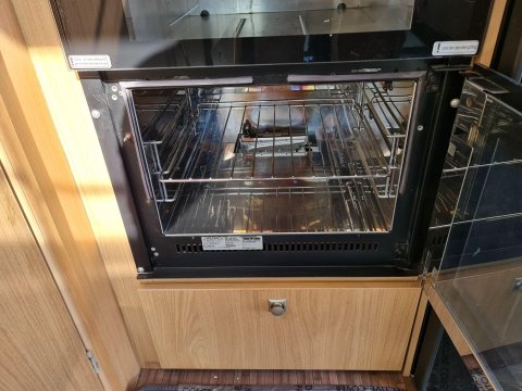 Elddis Autoquest 115 Motor Home 29