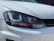 Volkswagen Golf GTI PERFORMANCE DSG 17