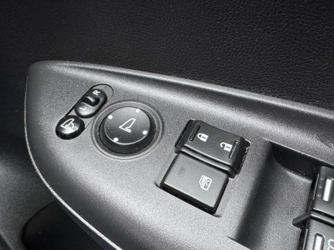 Honda Jazz 1.3 i-VTEC EX Navi CVT Euro 6 (s/s) 5dr 29