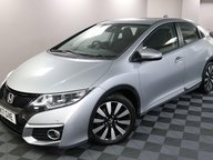 Honda Civic I-VTEC SE PLUS NAVI 20