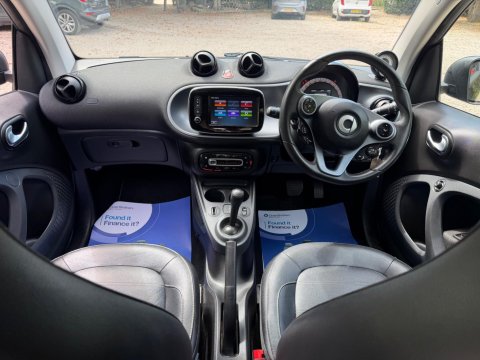 Smart Fortwo Coupe 0.9T Prime (Premium) Twinamic Euro 6 (s/s) 2dr 10