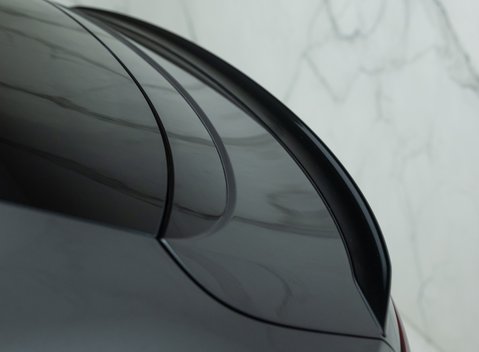 Porsche Cayenne E-HYBRID coupe 32