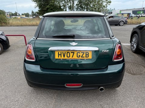 Mini Hatch ONE 6