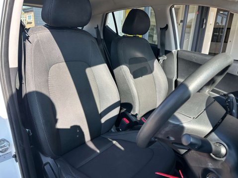 Hyundai i10 1.2 i10 SE 5dr 17