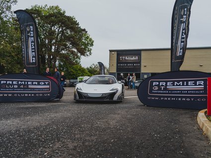 McLaren Owners UK Head to Premier GT