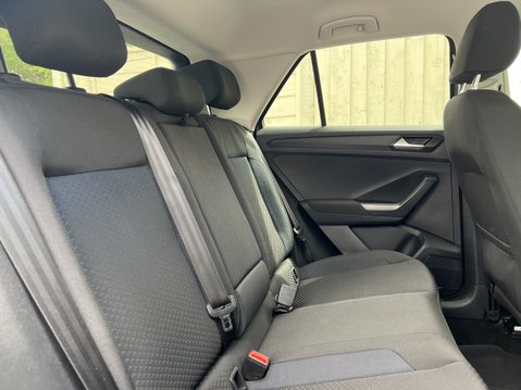 Volkswagen T-Roc (Sold) 1.5 TSI EVO United SUV 5dr Petrol Manual Euro 6 (s/s) (150 ps) 15