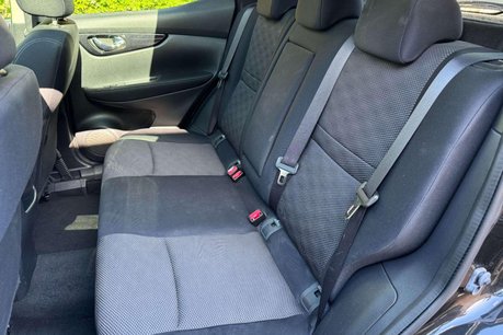 Nissan Qashqai 1.5 dCi n-tec+ SUV 5dr Diesel Manual 2WD Euro 5 (s/s) (110 ps) 52