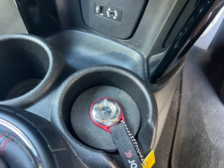 Mini Hatch 2.0 CHALLENGE 210 EDITION AUTOMATIC 3dr 18