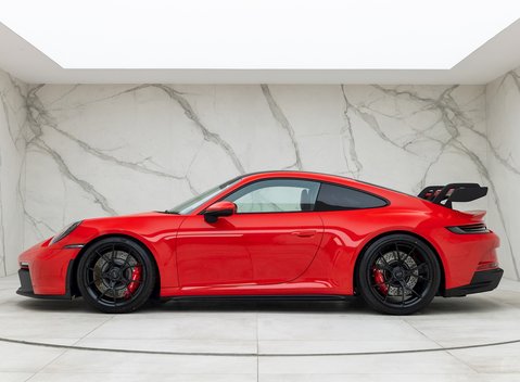 Porsche 911 (992) GT3 2