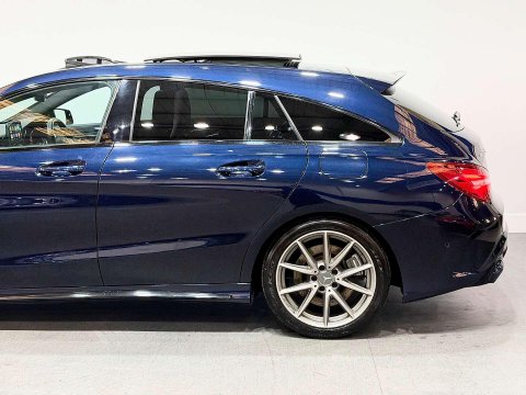 Mercedes-Benz CLA Class 2.0 CLA45 AMG Shooting Brake 5dr Petrol SpdS DCT 4MATIC Euro 6 (s/s) (381 p 20