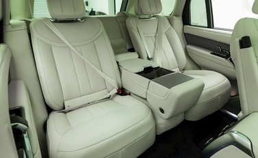 Land Rover Range Rover D350 Autobiography 13