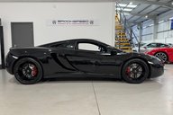 McLaren MP4-12C V8 2