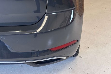 Volkswagen Golf 35.8kWh e-Golf Hatchback 5dr Electric Auto (136 ps) 73