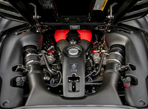 Ferrari 488 Spider 30