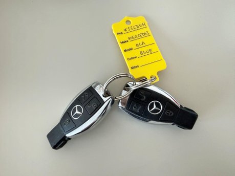 Mercedes-Benz GLA 2.1 GLA220d AMG Line (Premium) 7G-DCT 4MATIC Euro 6 (s/s) 5dr 11