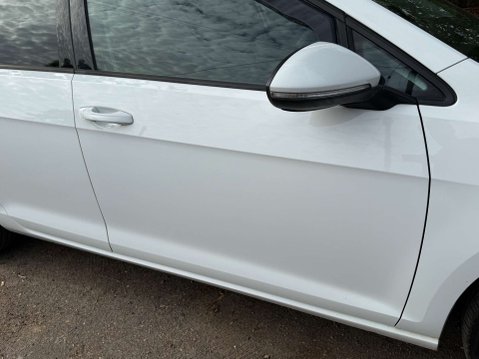 Volkswagen Golf 1.6 Golf SE Nav TDI BlueMotion Technology 5dr 45