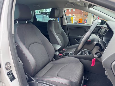 SEAT Leon TSI FR TECHNOLOGY 3