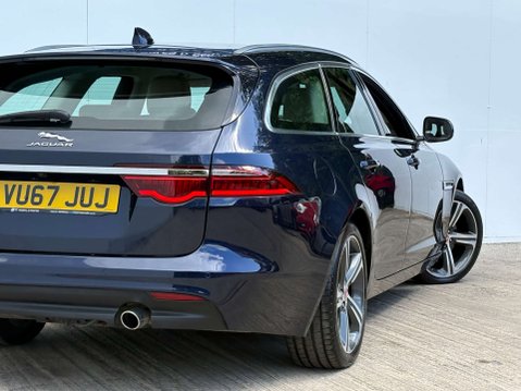 Jaguar XF 2.0 XF Portfolio D AWD Auto 4WD 5dr 36