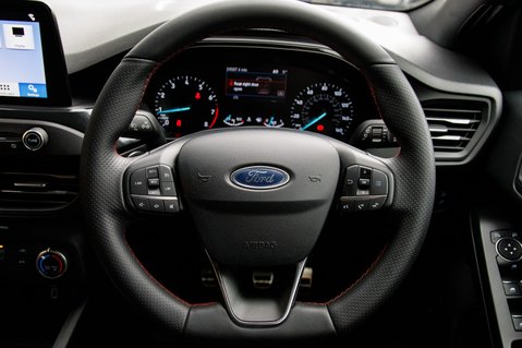 Ford Focus ST-LINE 21