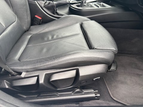 BMW 3 Series 320D SPORT 18