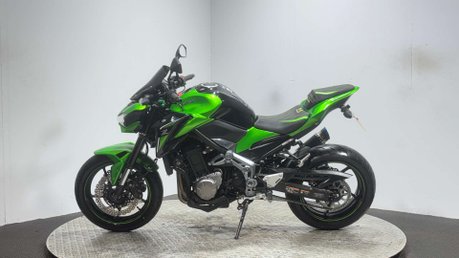 Kawasaki Z900 2017 ONLY 8K NEW MOT SUPER NAKED EXCELLENT CONDITION 900CC 4