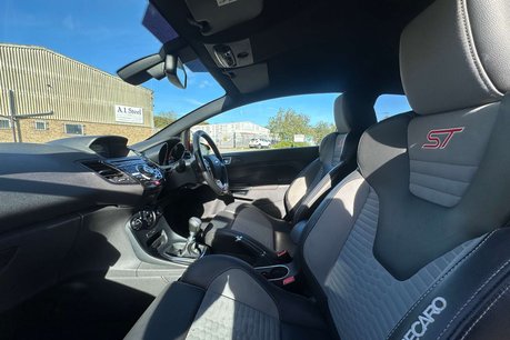 Ford Fiesta 1.6T EcoBoost ST-3 Hatchback 3dr Petrol Manual Euro 6 (182 ps) 22