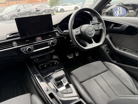 Audi A4 2.0 TFSI 40 Black Edition Estate 5dr Petrol S Tronic Euro 6 (s/s) (204 ps) 28