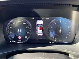 Volvo XC40 1.5 XC40 Inscription Pro T3 Auto 5dr 21