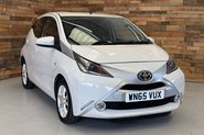Toyota Aygo 1.0 VVT-i x-pure Hatchback 5dr Petrol Manual Euro 6 (68 ps) 1