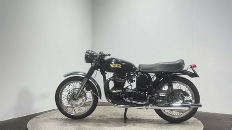 Norton Dominator SS 1962 CLASSIC BARN FIND PROJECT BIKE SPARES OR REPAIR 600CC 4