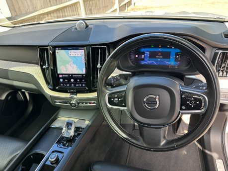 Volvo XC60 2.0 RECHARGE T6 INSCRIPTION AWD 5 Dr 10