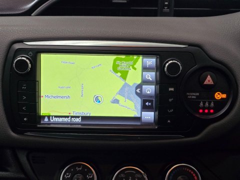 Toyota Yaris 1.33 Dual VVT-i Icon Euro 6 5dr 23