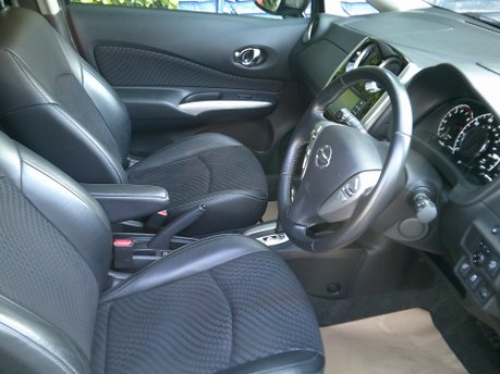 Nissan Note TEKNA DIG-S ONLY 34,000 MILES FROM NEW 8