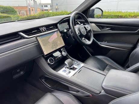 Jaguar F-Pace 2.0 D200 MHEV R-Dynamic HSE Auto AWD Euro 6 (s/s) 5dr 27
