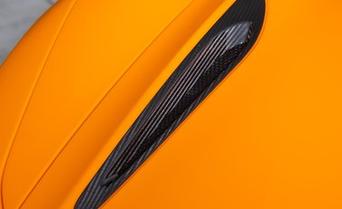 McLaren 720S 36
