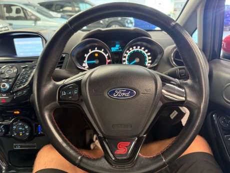 Ford Fiesta 1.0T EcoBoost Zetec S Euro 6 (s/s) 3dr 33