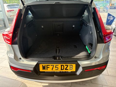 Volvo XC40 2.0 B4 MHEV Ultra Bright DCT Auto Euro 6 (s/s) 5dr 13