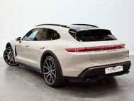 Porsche Taycan Performance Plus 93.4kWh Turbo Cross Turismo 5dr Electric Auto 4WD (680 ps) 25