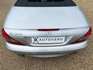 Mercedes-Benz SL Series SL350 32